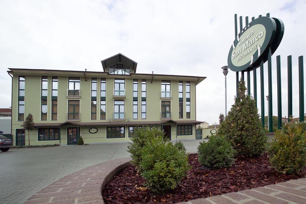 Albergo Ristorante San Marco Carmagnola Ngoại thất bức ảnh